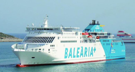 السفارة الإسبانية بالمغرب تعلن تنظيم رحلة بحرية جديدة بين المغرب وإسبانيا