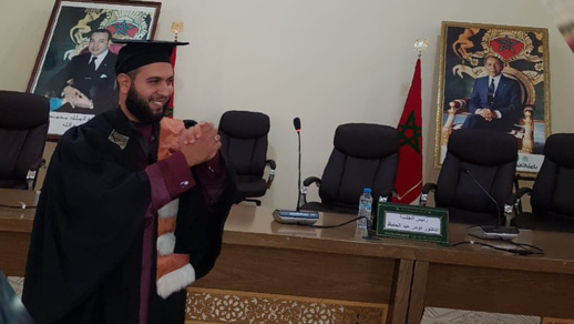 الأستاذ والخطيب الناظوري عبد الغفور بركاني ينال الدكتوراه بميزة مشرفة جدا مع التوصية بالطبع