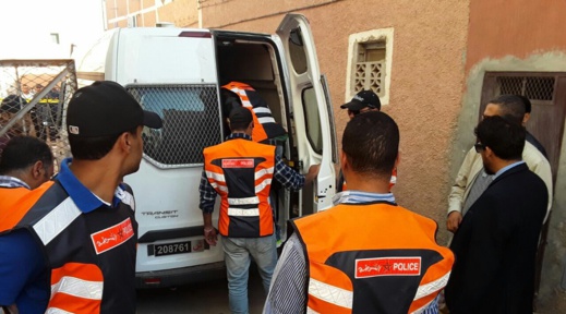 عثر بحوزته على بنادق وجوازات سفر.. الشرطة القضائية بالناظور توقف ثلاثينيا بحي الرويسي بأزغنغان