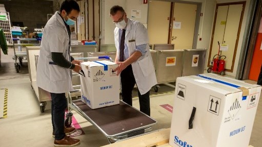 قبل يوم من التطعيم.. بداية توزيع الجرعات الأولى من لقاح كورونا في ولايات ألمانيا قبل يوم من التطعيم.. بداية توزيع الجرعات الأولى من لقاح كورونا في ولايات ألمانيا