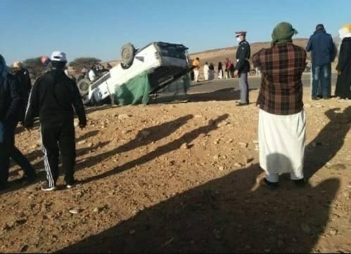 قتيل وجرحى في انقلاب "بيكوب" كانت تقل أزيد من 40 عاملا زراعيا قتيل وجرحى في انقلاب "بيكوب" كانت تقل أزيد من 40 عاملا زراعيا