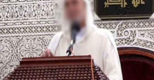 تشديد العقوبة في حق خطيب الجمعة الذي انتقد العلاقات المغربية الإسرائيلية بتوقيفه عن الخطبة والتدريس تشديد العقوبة في حق خطيب الجمعة الذي انتقد العلاقات المغربية الإسرائيلية بتوقيفه عن الخطبة والتدريس