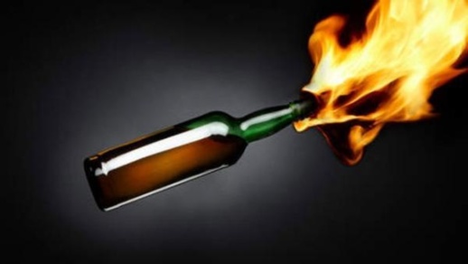 استنفار أمني بعد صنع تلميذ لقنبلة يدوية و تفجيرها داخل ثانوية استنفار أمني بعد صنع تلميذ لقنبلة يدوية و تفجيرها داخل ثانوية