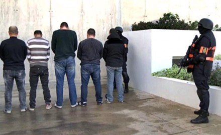 تفكيك شبكة  إجرامية تنشط في تزوير محررات رسمية والنصب والاحتيال