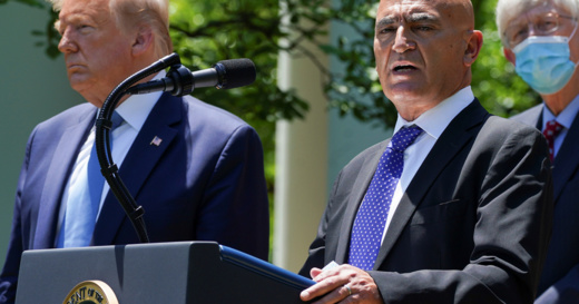 بطلب من بايدن.. المغربي السلاوي يقدّم استقالته من منصبه كرئيس لفريق تطوير لقاح كورونا بطلب من بايدن.. المغربي السلاوي يقدّم استقالته من منصبه كرئيس لفريق تطوير لقاح كورونا