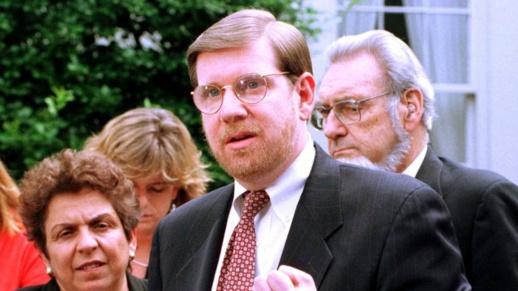 كيسلر يعوّض المغربي السلاوي على رأس حملة التلقيح الأمريكية ضد كورونا كيسلر يعوّض المغربي السلاوي على رأس حملة التلقيح الأمريكية ضد كورونا