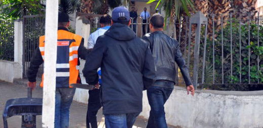 توقيف صيدلي و11 شخصا ينتمون لشبكة إجرامية تنشط في ترويج القرقوبي توقيف صيدلي و11 شخصا ينتمون لشبكة إجرامية تنشط في ترويج القرقوبي