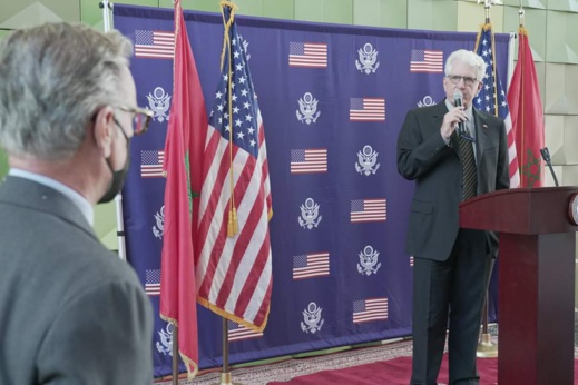 السفير الأمريكي في الرباط: واشنطن أعادت رسم الخريطة المغربية بحدودها الحقيقية السفير الأمريكي في الرباط: واشنطن أعادت رسم الخريطة المغربية بحدودها الحقيقية