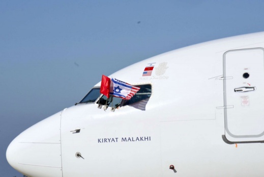 صحافة عبرية: توقيع أول اتفاق بين المغرب وإسرائيل لتسيير رحلات جوية مباشرة صحافة عبرية: توقيع أول اتفاق بين المغرب وإسرائيل لتسيير رحلات جوية مباشرة