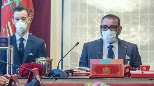 بعد إشرافه على إستراتيجية التلقيح.. توقعات بأن يترأس الملك محمد السادس انطلاق عملية التلقيح بعد إشرافه على إستراتيجية التلقيح.. توقعات بأن يترأس الملك محمد السادس انطلاق عملية التلقيح