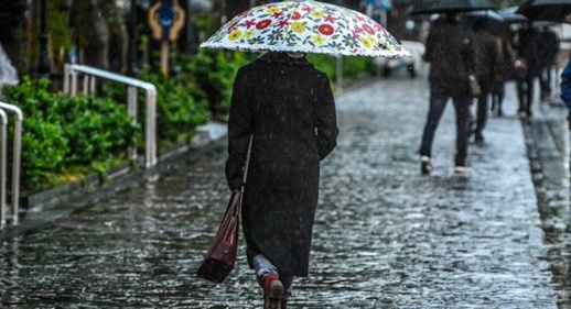 أجواء غائمة وتساقطات خفيفة في توقعات طقس غد السبت أجواء غائمة وتساقطات خفيفة في توقعات طقس غد السبت