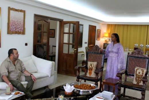 الملك محمد السادس في ضيافة السفير الإيفواري "جورج أوجنين" شاهدوا الصور الملك محمد السادس في ضيافة السفير الإيفواري "جورج أوجنين" شاهدوا الصور