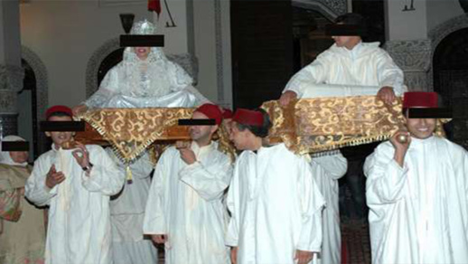 صادم.. كاتبة تروي قصة مروّعة وقعت لفتاة ريفية في ليلة "الدخلة" صادم.. كاتبة تروي قصة مروّعة وقعت لفتاة ريفية في ليلة "الدخلة"