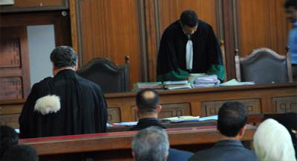 استئنافية فاس تعيد ملف الريفية ايمان المثير الى الصفر وتقر بتعرضها للتغرير والتهديد استئنافية فاس تعيد ملف الريفية ايمان المثير الى الصفر وتقر بتعرضها للتغرير والتهديد