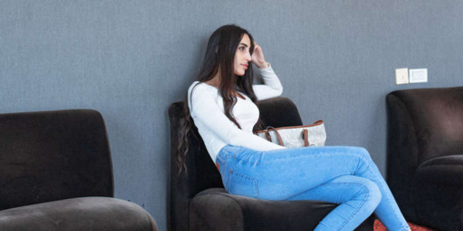 قناة فرنسية تكشف "كواليس" عمليات تجميل أرداف المغربيات في برنامج مثير للجدل قناة فرنسية تكشف "كواليس" عمليات تجميل أرداف المغربيات في برنامج مثير للجدل