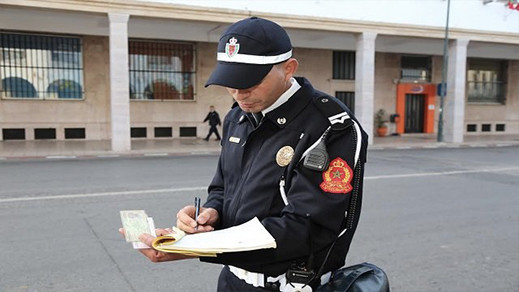 وزارة النقل تخرج عن صمتها وتنفي حدوث تغييرات على مدونة السير وزارة النقل تخرج عن صمتها وتنفي حدوث تغييرات على مدونة السير