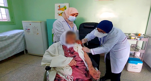 هذه حقيقة وفاة مسنين بعد تلقيهما الجرعة الأولى من اللقاح المضاد لفيروس كورونا هذه حقيقة وفاة مسنين بعد تلقيهما الجرعة الأولى من اللقاح المضاد لفيروس كورونا