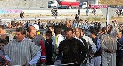 المغاربة يحتلون الرتبة الثالثة في اسبانيا من حيث الاعمال الحرة وعددهم يناهز اثني عشر الفا المغاربة يحتلون الرتبة الثالثة في اسبانيا من حيث الاعمال الحرة وعددهم يناهز اثني عشر الفا