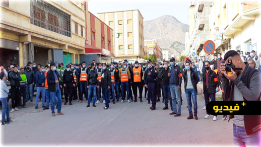 زايو.. السلطات الأمنية تمنع تخليد ذكرى حركة 20 فبراير زايو.. السلطات الأمنية تمنع تخليد ذكرى حركة 20 فبراير