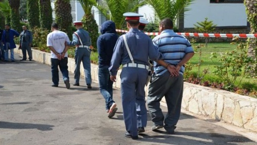 غريب.. الدرك الملكي يطيح بـ 30 شخص بسبب تنقيبهم عن منشطات جنسية غريب.. الدرك الملكي يطيح بـ 30 شخص بسبب تنقيبهم عن منشطات جنسية