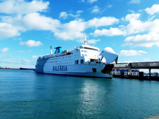 رحلة بحرية "استثنائية" تربط شمال المغرب وجنوب إسبانيا بداية شهر مارس رحلة بحرية "استثنائية" تربط شمال المغرب وجنوب إسبانيا بداية شهر مارس