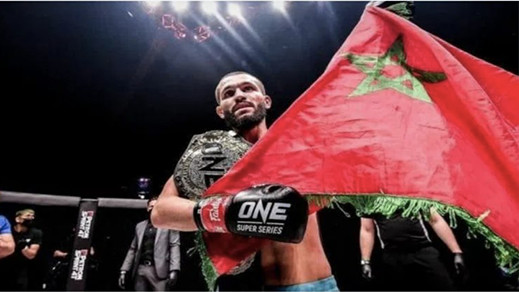 إلياس النهاشي يفوز ببطولة العالم للمرة التاسعة في الكيك بوكسينغ إلياس النهاشي يفوز ببطولة العالم للمرة التاسعة في الكيك بوكسينغ