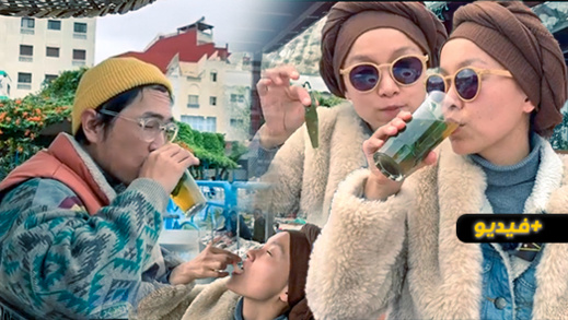 شاهدوا.. سائح كوري وزوجته ينبهران بمؤهلات ومأكولات مدينة الحسيمة شاهدوا.. سائح كوري وزوجته ينبهران بمؤهلات ومأكولات مدينة الحسيمة