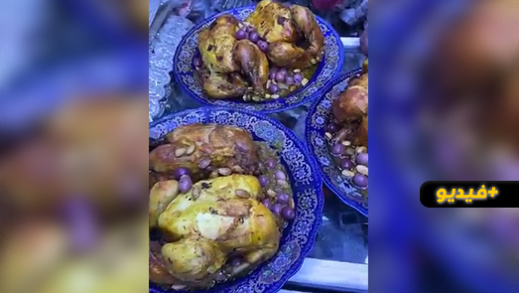 تجار في سوق اولاد ميمون يردون.. نأكل ما لذ وطاب ولا نتقشف في الغذاء كما يدعي البعض تجار في سوق اولاد ميمون يردون.. نأكل ما لذ وطاب ولا نتقشف في الغذاء كما يدعي البعض