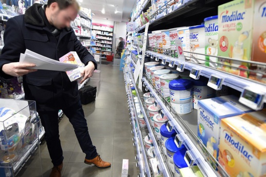 موجة الزيادة في الأسعار تصل حليب الأطفال موجة الزيادة في الأسعار تصل حليب الأطفال