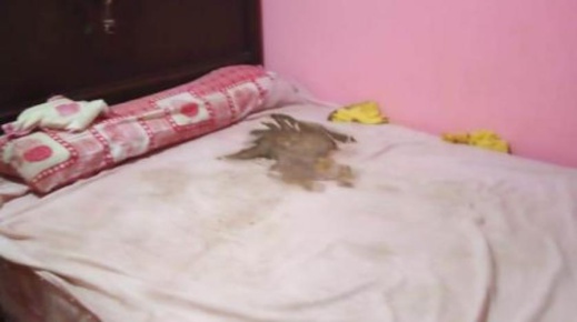 وفاة طفل رضيع بطريقة مُؤلمة يصدم أسرة مغربية بأوروبا وفاة طفل رضيع بطريقة مُؤلمة يصدم أسرة مغربية بأوروبا