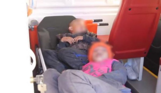 انتقاما من زوجته.. يجبر أطفاله الثلاثة على شرب الماء القاطع انتقاما من زوجته.. يجبر أطفاله الثلاثة على شرب الماء القاطع