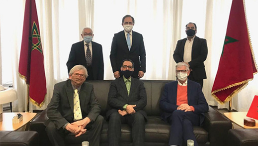 وفد عن منصة مندى فلسفة الحياة وأرضية الديانات في زيارة لسفير المغرب بهولندا وفد عن منصة مندى فلسفة الحياة وأرضية الديانات في زيارة لسفير المغرب بهولندا