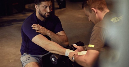 هذا ما قرر في حق الملاكم جمال بنصديق بعد اعتقاله في بلجيكا هذا ما قرر في حق الملاكم جمال بنصديق بعد اعتقاله في بلجيكا