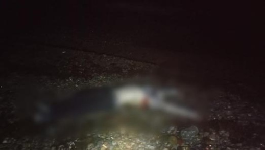 بالصور.. شاطئ قرية أركمان يلفظ جثة مجهولة الهوية بالصور.. شاطئ قرية أركمان يلفظ جثة مجهولة الهوية