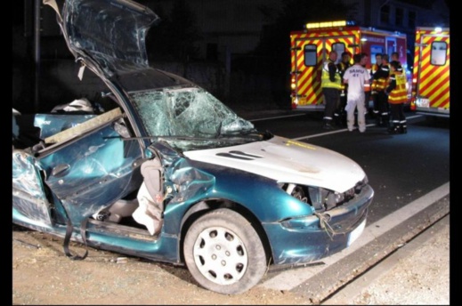 شاهدوا.. احتجاج مغاربة فرنسا بعد مقتل قاصر في مطاردة بوليسية شاهدوا.. احتجاج مغاربة فرنسا بعد مقتل قاصر في مطاردة بوليسية