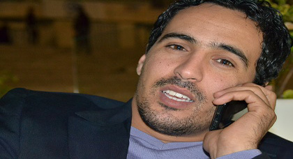 أزعوم "يفرقع الرَّمانَة"... هذا سبب استقالتي من حزب العهد الديموقراطي أزعوم "يفرقع الرَّمانَة"... هذا سبب استقالتي من حزب العهد الديموقراطي