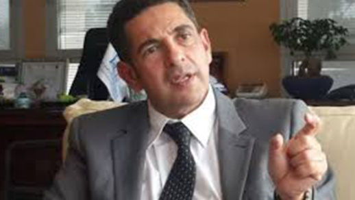 تضامنا مع أساتذة التعاقد.. مدير ثانوية يرفض تسليم لوائح الأساتذة المضربين لوزارة أمزازي تضامنا مع أساتذة التعاقد.. مدير ثانوية يرفض تسليم لوائح الأساتذة المضربين لوزارة أمزازي