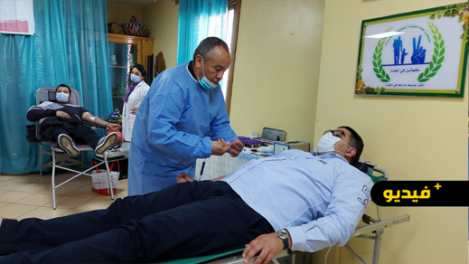 أزيد من 120 شخصا يتبرعون بدمائهم في حملة بمركز دار الأم بالناظور أزيد من 120 شخصا يتبرعون بدمائهم في حملة بمركز دار الأم بالناظور