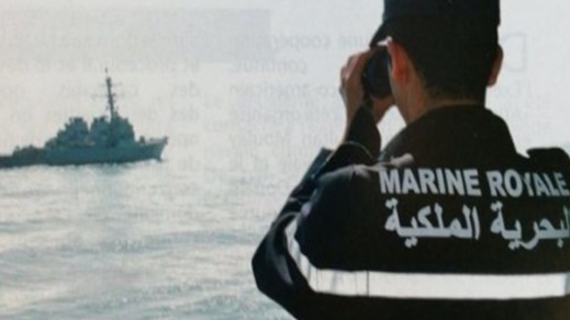 البحرية الملكية بالناظور تنقذ 13 شابا انطلقوا في رحلة للهجرة السرية من سواحل بني انصار البحرية الملكية بالناظور تنقذ 13 شابا انطلقوا في رحلة للهجرة السرية من سواحل بني انصار