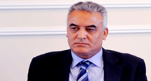 الناظوري عبد الحميد أبرشان يلتحق بحزب أخنوش ويربك حسابات الأحزاب بطنجة الناظوري عبد الحميد أبرشان يلتحق بحزب أخنوش ويربك حسابات الأحزاب بطنجة