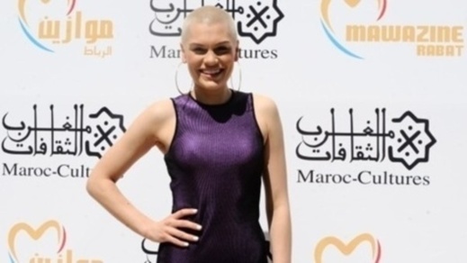 المغنية جيسي تدعي أنها التقت بالملك محمد السادس، و لجنة تنظيم موازين تنفي ذلك المغنية جيسي تدعي أنها التقت بالملك محمد السادس، و لجنة تنظيم موازين تنفي ذلك