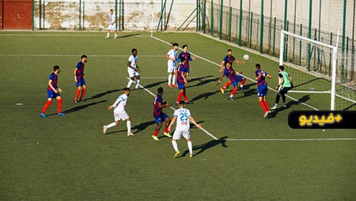 في "ديربي" الريف.. فتح الناظور ينتزع فوزا مستحقا بميدانه على حساب فريق شباب الريف الحسيمي في "ديربي" الريف.. فتح الناظور ينتزع فوزا مستحقا بميدانه على حساب فريق شباب الريف الحسيمي