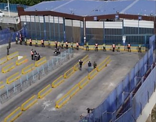 صحيفة إسبانية تكشف نوايا المغرب بخصوص فتح حدوده البرية مع سبتة ومليلية صحيفة إسبانية تكشف نوايا المغرب بخصوص فتح حدوده البرية مع سبتة ومليلية