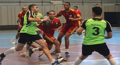 من الرباط.. هلاليو كرة اليد ينهزمون أمام إتحاد وفاء الدار البيضاء من الرباط.. هلاليو كرة اليد ينهزمون أمام إتحاد وفاء الدار البيضاء
