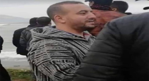شاهدوا.. هذه قصة الشاب الذي حاول الهجرة سباحة وترك خلفه ابنة يتيمة