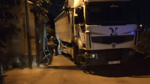 وفاة رضيع مغربي بعدما دهسته شاحنة بإسبانيا