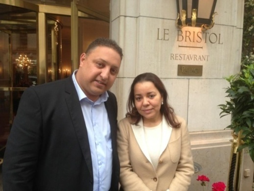 صحافي يلتقي الأميرة للا أسماء ويسألها عن صحة الملك صحافي يلتقي الأميرة للا أسماء ويسألها عن صحة الملك