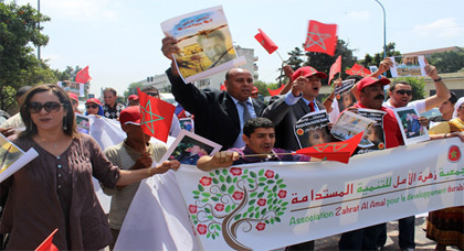 البشير ضد الفتنة.. بنكيران "سُوقُو خَاوِي" والدليل أن مصطفى سلمة يتواجد بنواكشوط البشير ضد الفتنة.. بنكيران "سُوقُو خَاوِي" والدليل أن مصطفى سلمة يتواجد بنواكشوط