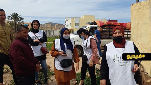 جمعية الذاكرات لليتيم والمحتاج توزع مساعدات غذائية ومادية على عشرات الأسر بمدينة الناظور جمعية الذاكرات لليتيم والمحتاج توزع مساعدات غذائية ومادية على عشرات الأسر بمدينة الناظور