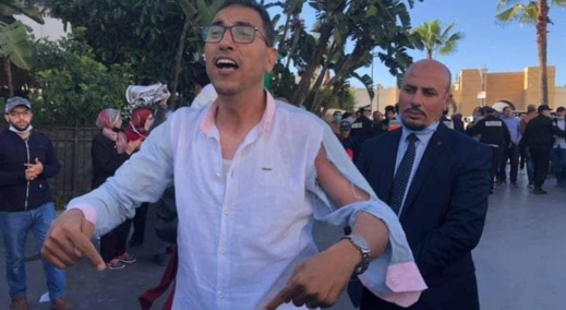 الامن يواجه المتضامنين مع المقدسيين بالعنف والقوة الامن يواجه المتضامنين مع المقدسيين بالعنف والقوة